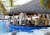 Azul Sensatori swim up bar