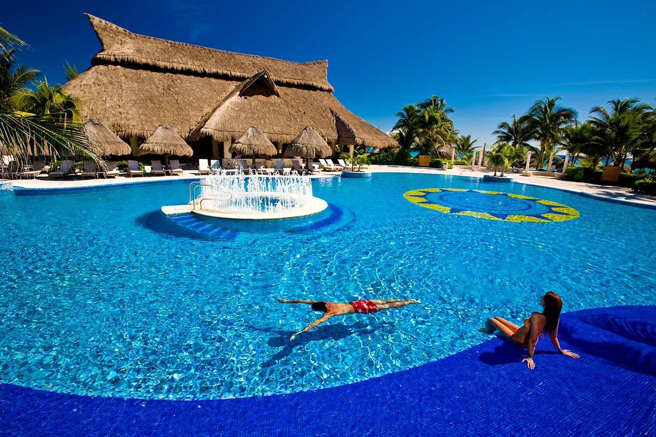 Catalonia Royal Tulum Pool fountain